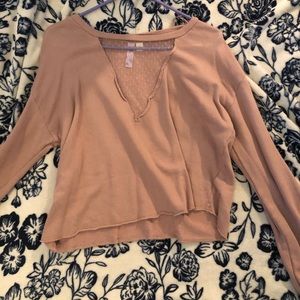 Cropped pink V cut out sweater